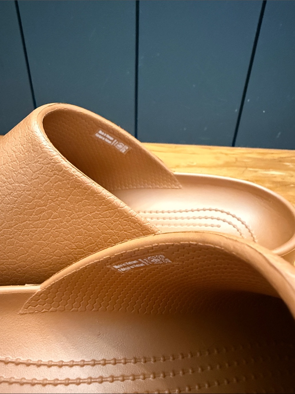 CROCS Dylan Clog Slide in Cognac - Picture 7 of 7